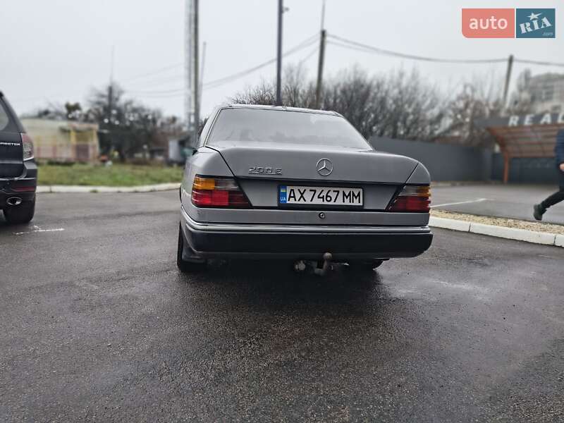 Седан Mercedes-Benz E-Class 1990 в Харкові фото 4 Седан Mercedes-Benz E-Class 1990 в Харкові