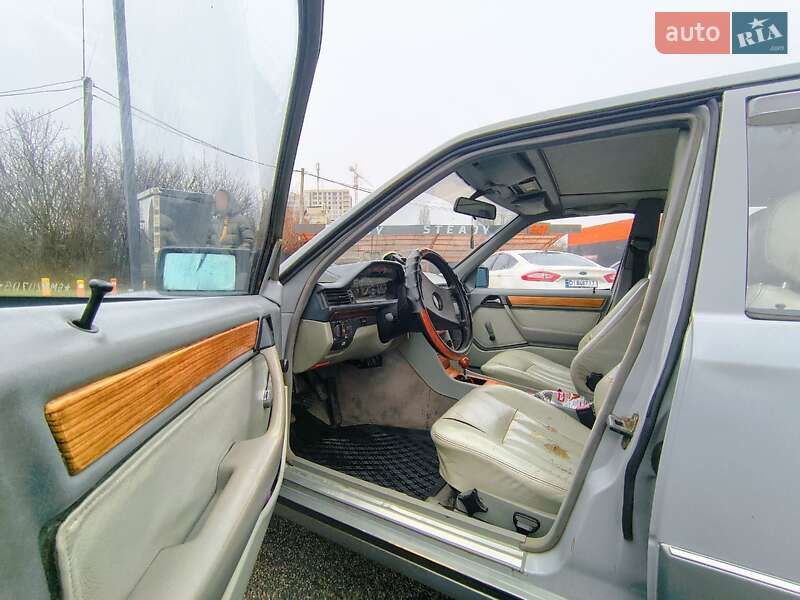 Седан Mercedes-Benz E-Class 1990 в Харкові фото 12 Седан Mercedes-Benz E-Class 1990 в Харкові