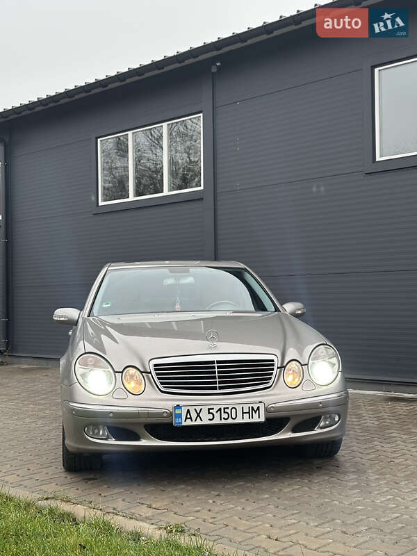 Mercedes-Benz E-Class 2003 Mercedes-Benz E-Class 2003