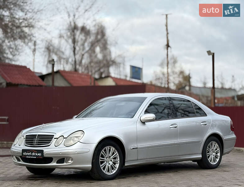 Mercedes-Benz E-Class 2004