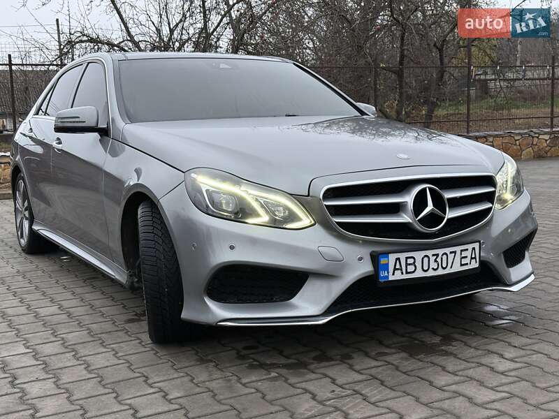 Седан Mercedes-Benz E-Class 2014 в Могилів-Подільському