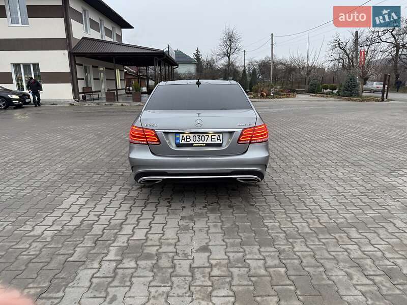 Седан Mercedes-Benz E-Class 2014 в Могилів-Подільському