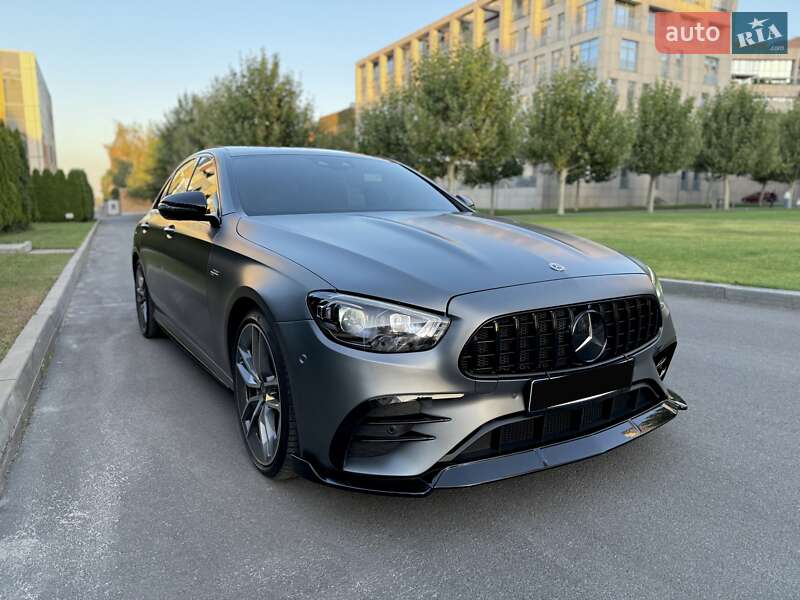 Седан Mercedes-Benz E-Class 2022 в Дніпрі
