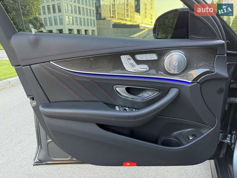 Седан Mercedes-Benz E-Class 2022 в Дніпрі