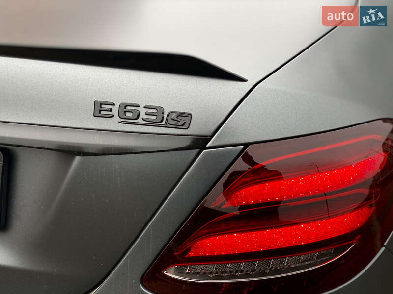 Седан Mercedes-Benz E-Class 2018 в Києві