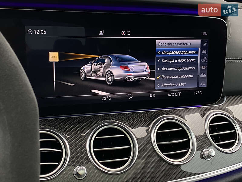 Седан Mercedes-Benz E-Class 2018 в Києві