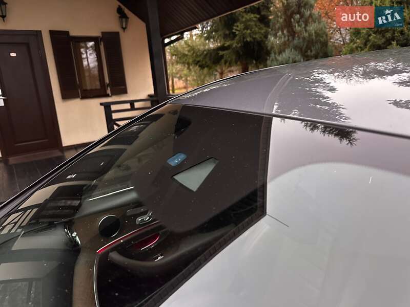 Седан Mercedes-Benz E-Class 2018 в Києві