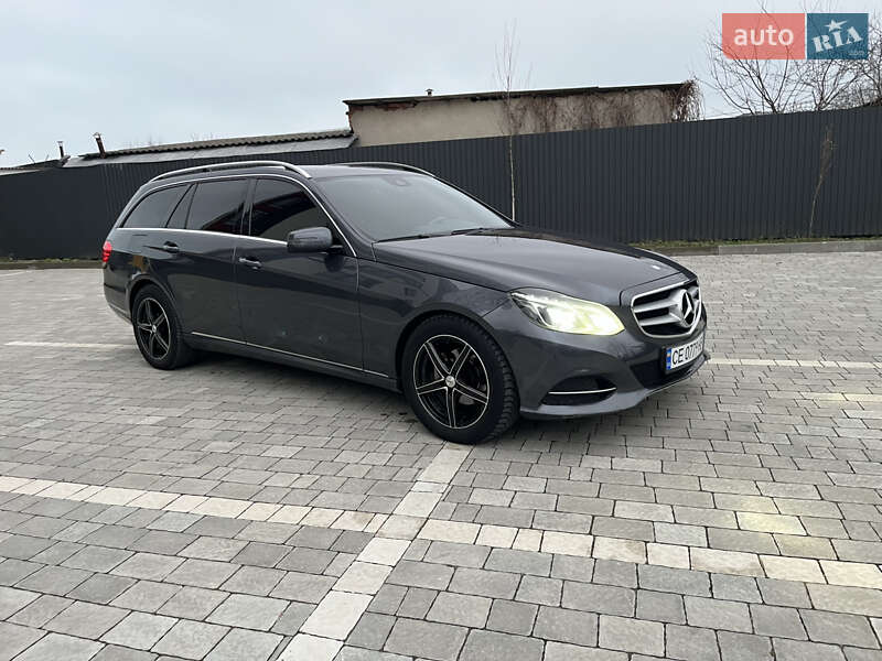 Седан Mercedes-Benz E-Class 2015 в Івано-Франківську