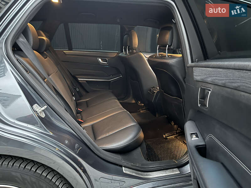 Седан Mercedes-Benz E-Class 2015 в Івано-Франківську
