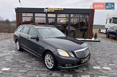 Универсал Mercedes-Benz E-Class 2010 в Коломые