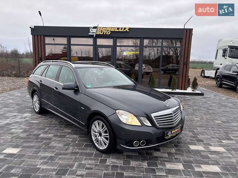 Mercedes-Benz E-Class 2010