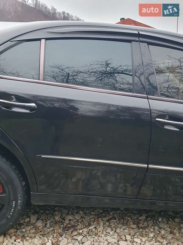 Седан Mercedes-Benz E-Class 2003 в Косове фото 25 Седан Mercedes-Benz E-Class 2003 в Косове