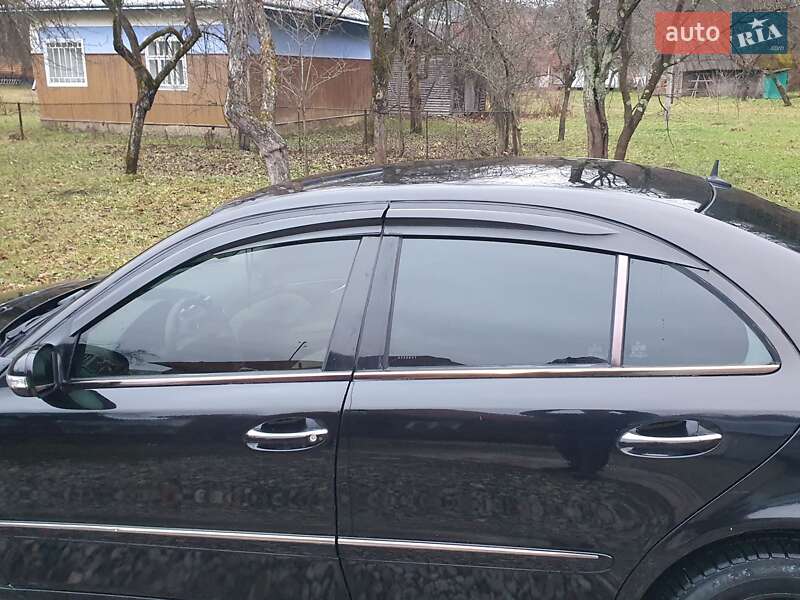 Седан Mercedes-Benz E-Class 2003 в Косове фото 30 Седан Mercedes-Benz E-Class 2003 в Косове