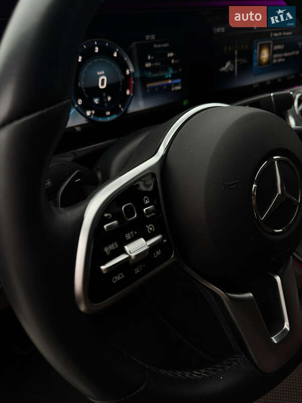 Седан Mercedes-Benz E-Class 2019 в Києві