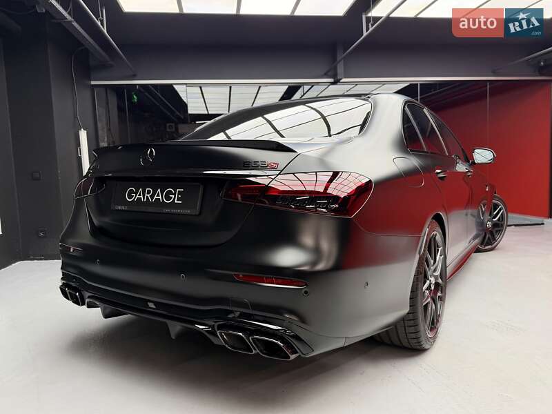 Седан Mercedes-Benz E-Class 2021 в Києві