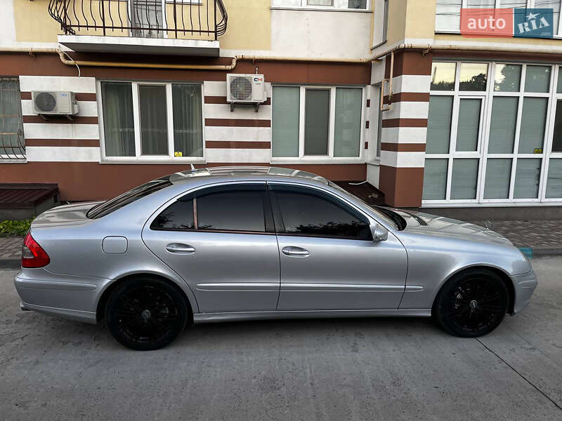 Седан Mercedes-Benz E-Class 2006 в Ромнах фото 12 Седан Mercedes-Benz E-Class 2006 в Ромнах