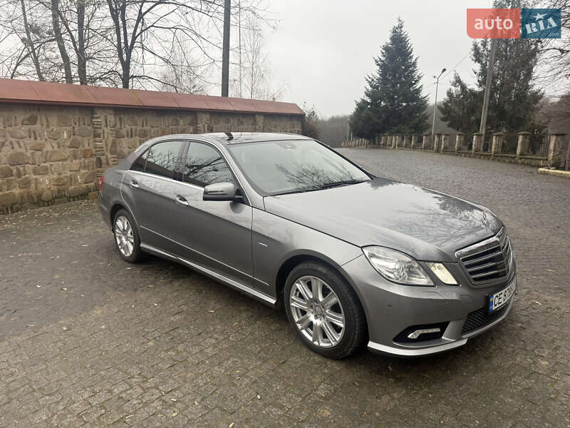 Седан Mercedes-Benz E-Class 2009 в Чернівцях