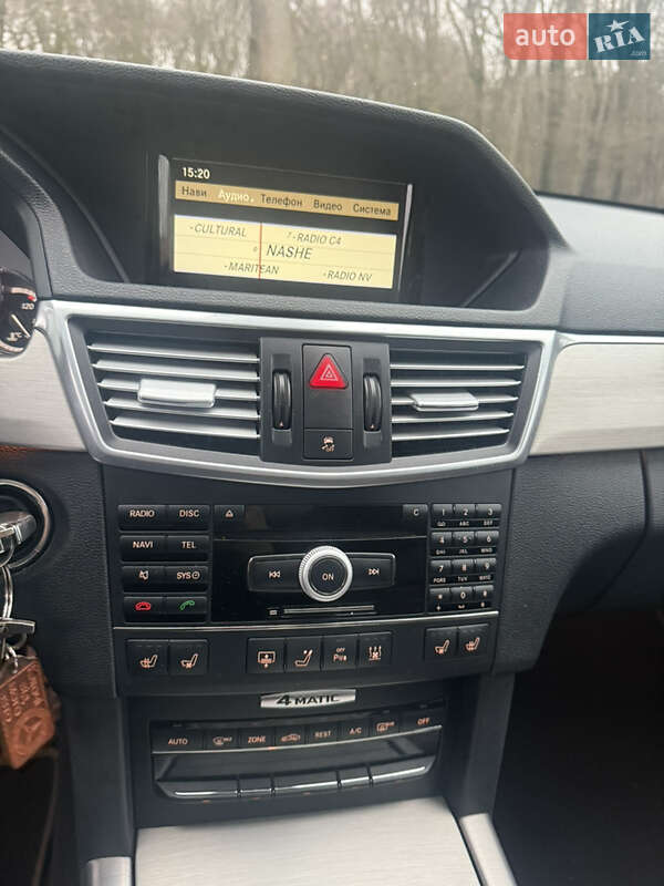 Седан Mercedes-Benz E-Class 2009 в Чернівцях