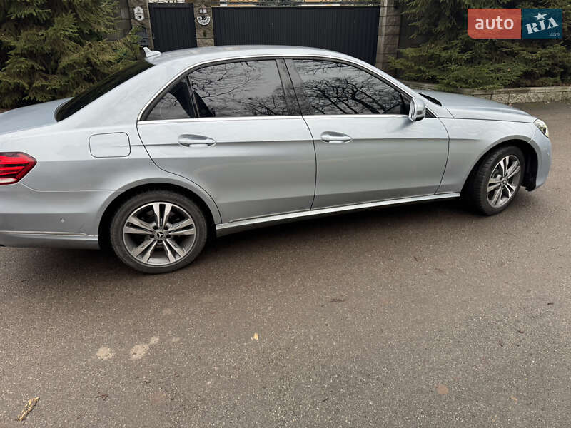 Седан Mercedes-Benz E-Class 2014 в Немишаево