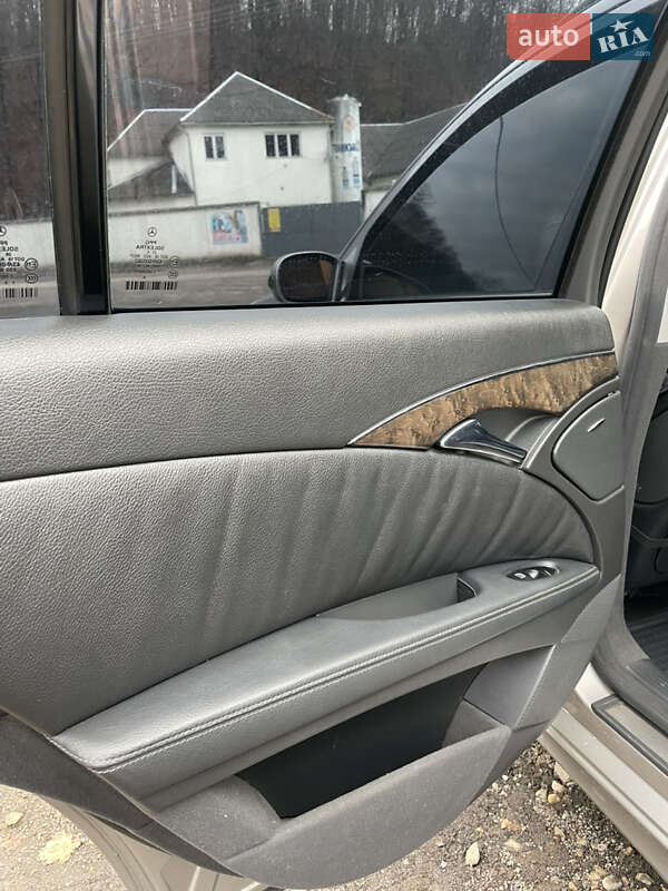 Універсал Mercedes-Benz E-Class 2005 в Хусті фото 35 Універсал Mercedes-Benz E-Class 2005 в Хусті