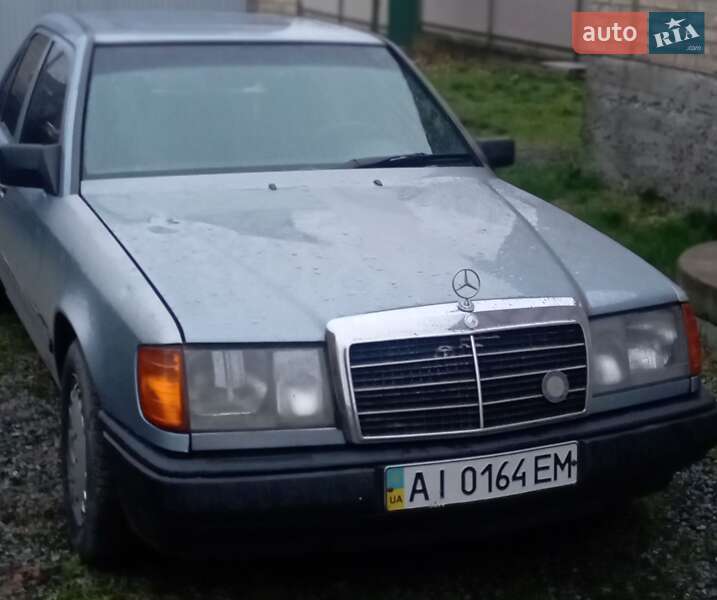 Седан Mercedes-Benz E-Class 1987 в Гостомеле фото 3 Седан Mercedes-Benz E-Class 1987 в Гостомеле
