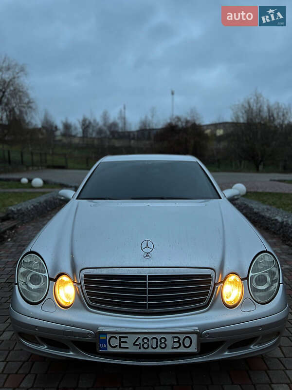 Седан Mercedes-Benz E-Class 2002 в Городенке