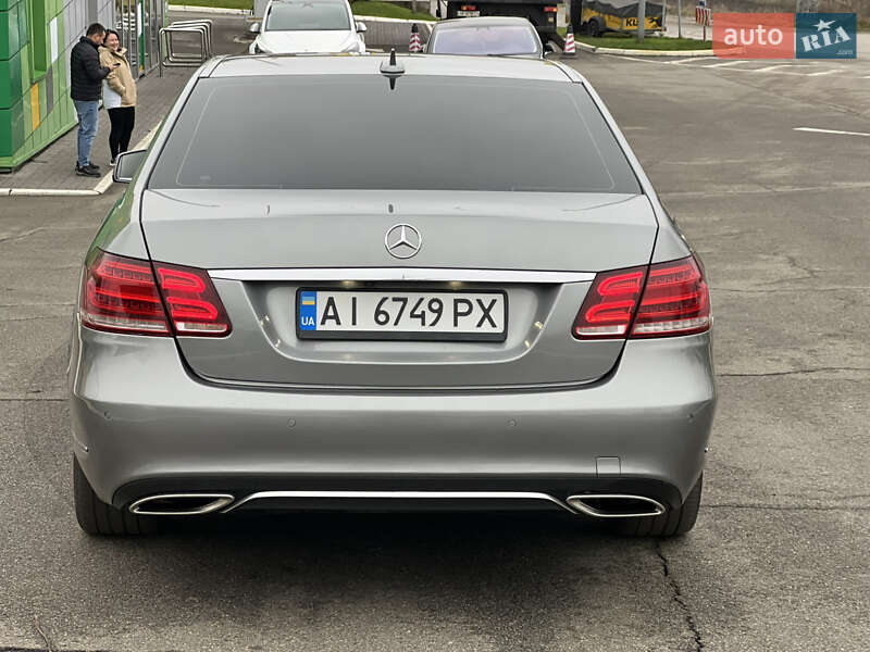 Седан Mercedes-Benz E-Class 2014 в Бучі