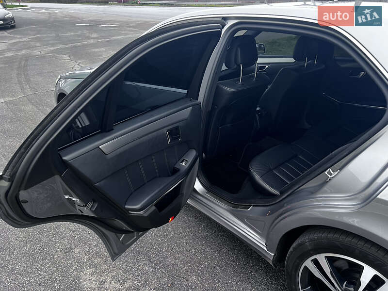 Седан Mercedes-Benz E-Class 2014 в Бучі