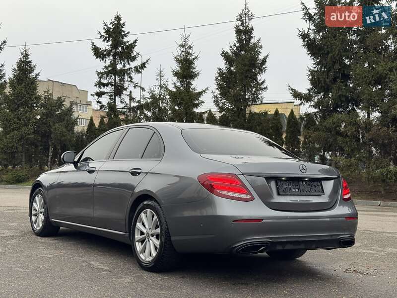 Седан Mercedes-Benz E-Class 2016 в Тернополе