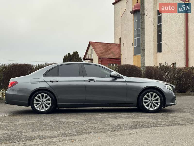 Седан Mercedes-Benz E-Class 2016 в Тернополе
