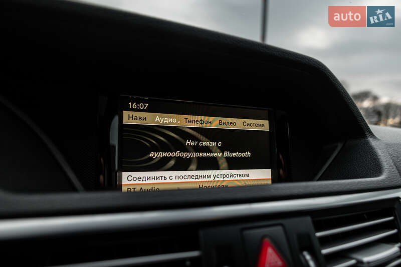 Седан Mercedes-Benz E-Class 2009 в Львове