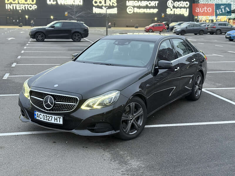 Седан Mercedes-Benz E-Class 2013 в Киеве
