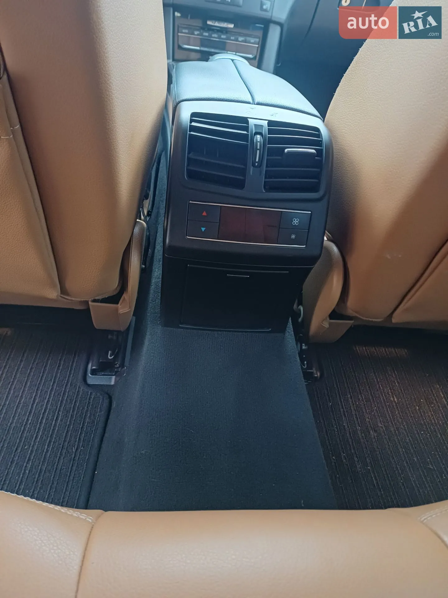 2010 Mercedes-Benz E-klasse - мініатюра 13