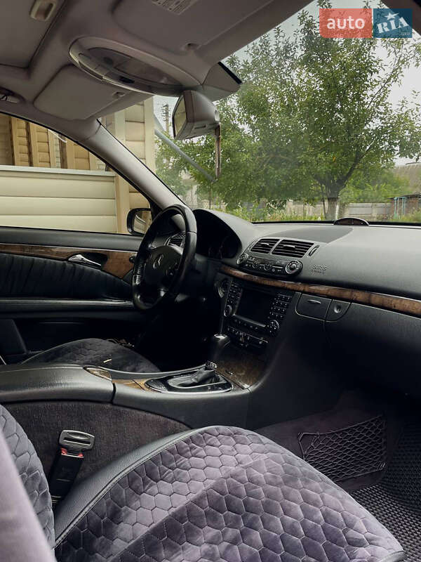 Седан Mercedes-Benz E-Class 2005 в Киеве фото 14 Седан Mercedes-Benz E-Class 2005 в Киеве