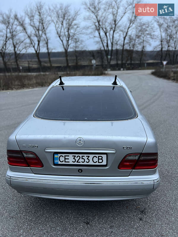 Седан Mercedes-Benz E-Class 2000 в Сокирянах