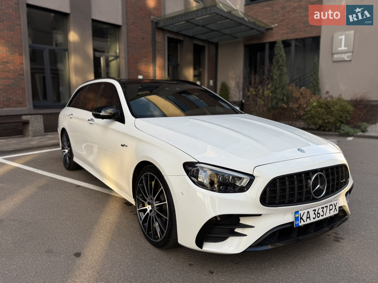 2016 Mercedes-Benz E-klasse - мініатюра 36