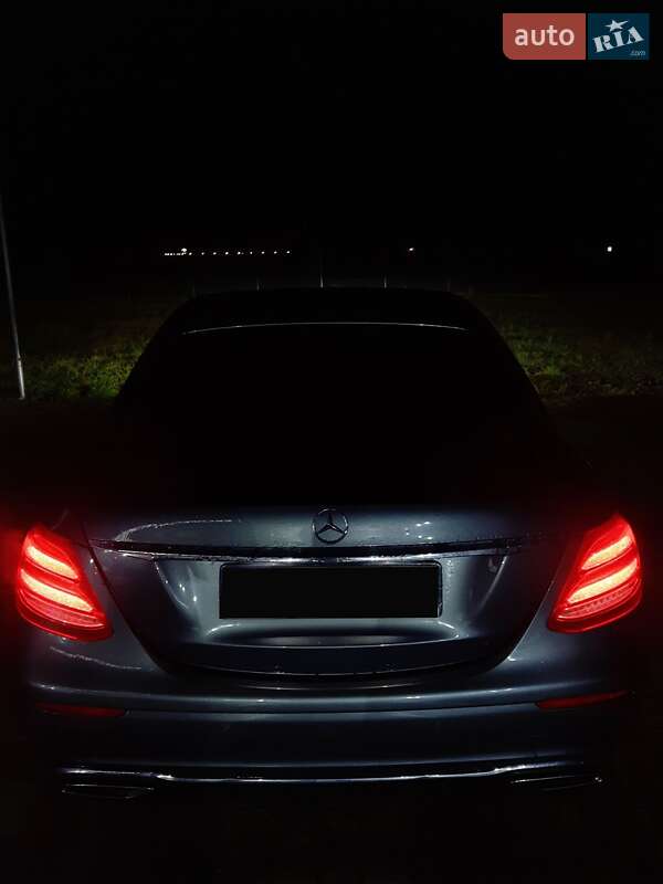 Седан Mercedes-Benz E-Class 2017 в Тячеві