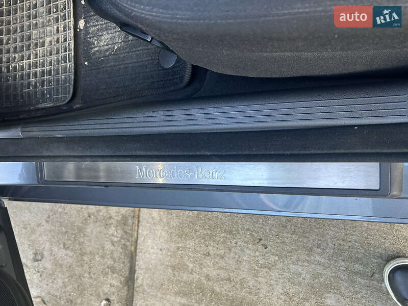 Седан Mercedes-Benz E-Class 2008 в Ужгороді