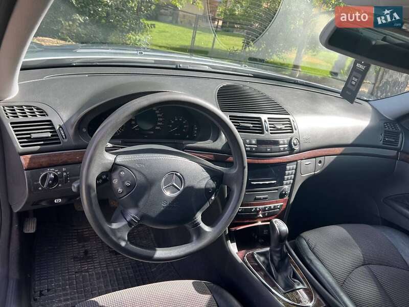 Седан Mercedes-Benz E-Class 2005 в Самборі фото 11 Седан Mercedes-Benz E-Class 2005 в Самборі
