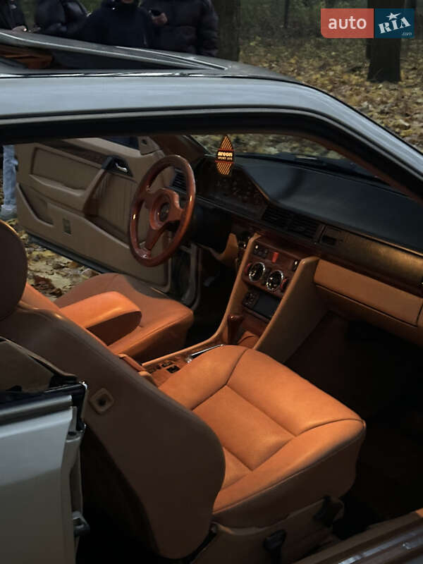 Купе Mercedes-Benz E-Class 1992 в Чернигове фото 17 Купе Mercedes-Benz E-Class 1992 в Чернигове
