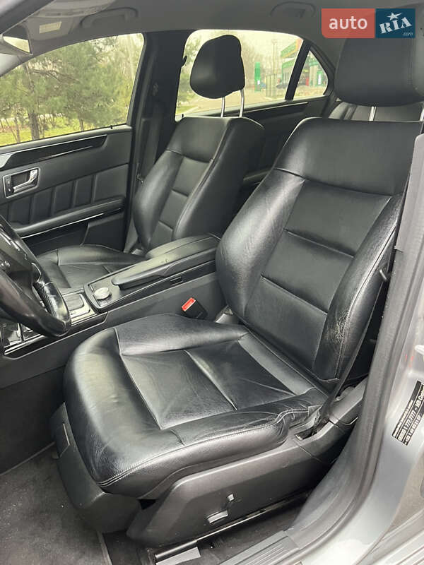 Седан Mercedes-Benz E-Class 2011 в Киеве фото 4 Седан Mercedes-Benz E-Class 2011 в Киеве