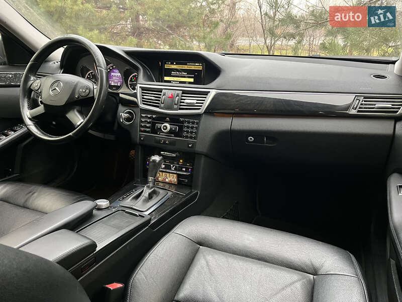 Седан Mercedes-Benz E-Class 2011 в Киеве фото 6 Седан Mercedes-Benz E-Class 2011 в Киеве