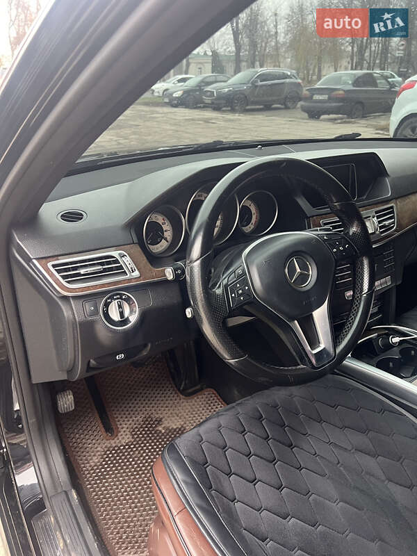Седан Mercedes-Benz E-Class 2015 в Харькове фото 11 Седан Mercedes-Benz E-Class 2015 в Харькове