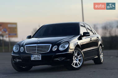 Седан Mercedes-Benz E-Class 2007 в Мене