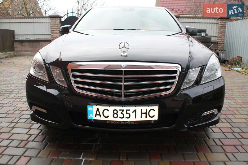 Седан Mercedes-Benz E-Class 2010 в Киверцах фото 2 Седан Mercedes-Benz E-Class 2010 в Киверцах