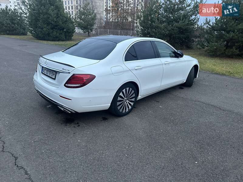 Mercedes-Benz E-Class 2016 Mercedes-Benz E-Class 2016