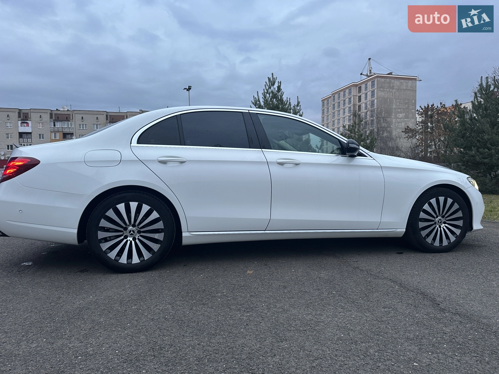 2016 Mercedes-Benz E-klasse - мініатюра 38