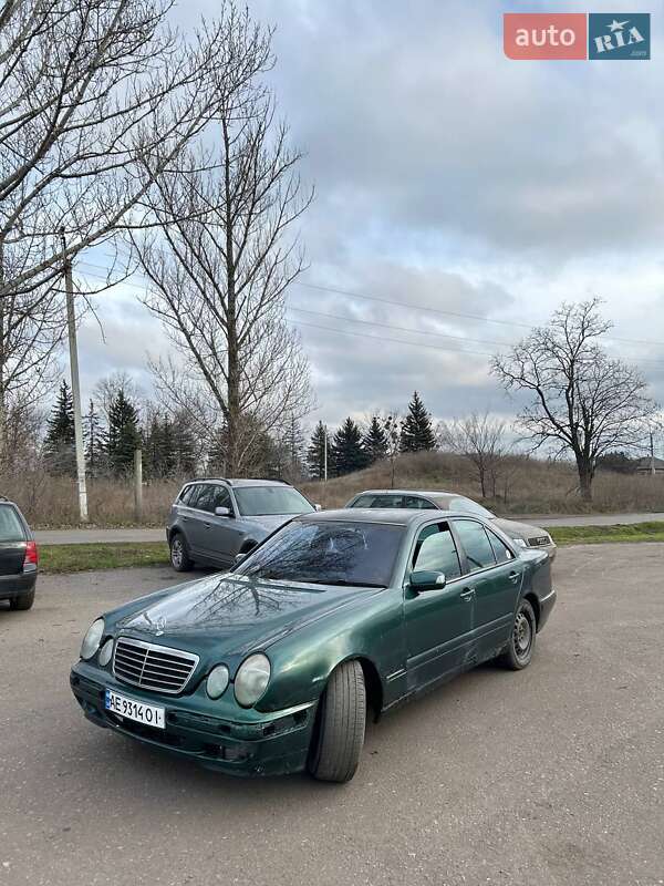 Mercedes-Benz E-Class 1996 Mercedes-Benz E-Class 1996
