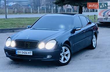 Седан Mercedes-Benz E-Class 2002 в Черновцах