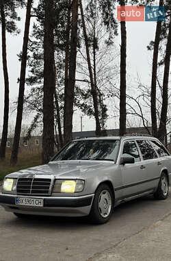 Универсал Mercedes-Benz E-Class 1988 в Нетешине